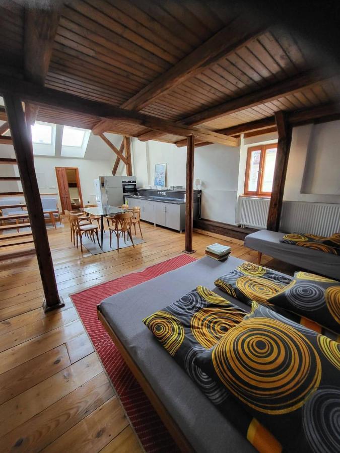Apartman Horni Hermanuv Mestec U Chrudimi Exterior photo
