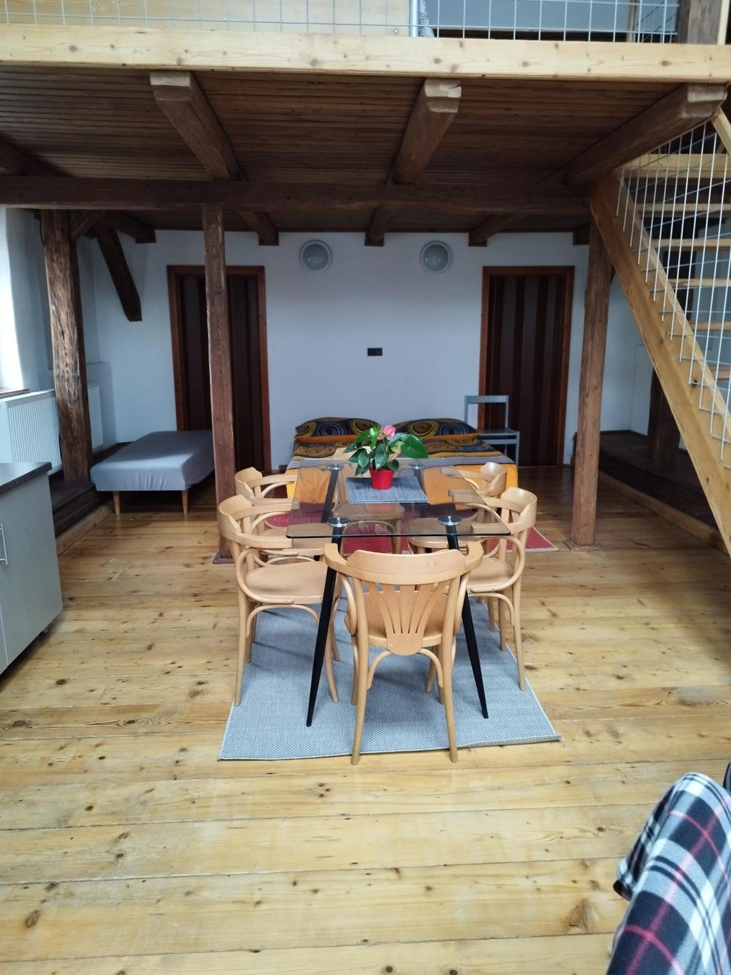 Apartman Horni Hermanuv Mestec U Chrudimi Exterior photo